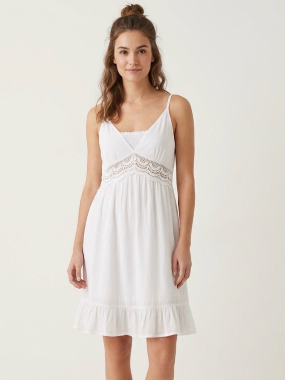 Elegant White Lace Trim Ruffled Flowy Dress – Size XL
